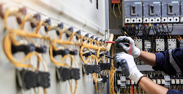 Professional Electrician technician working in West Chicago, IL